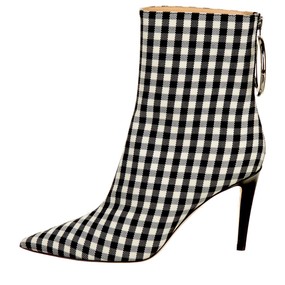 New cute booties.